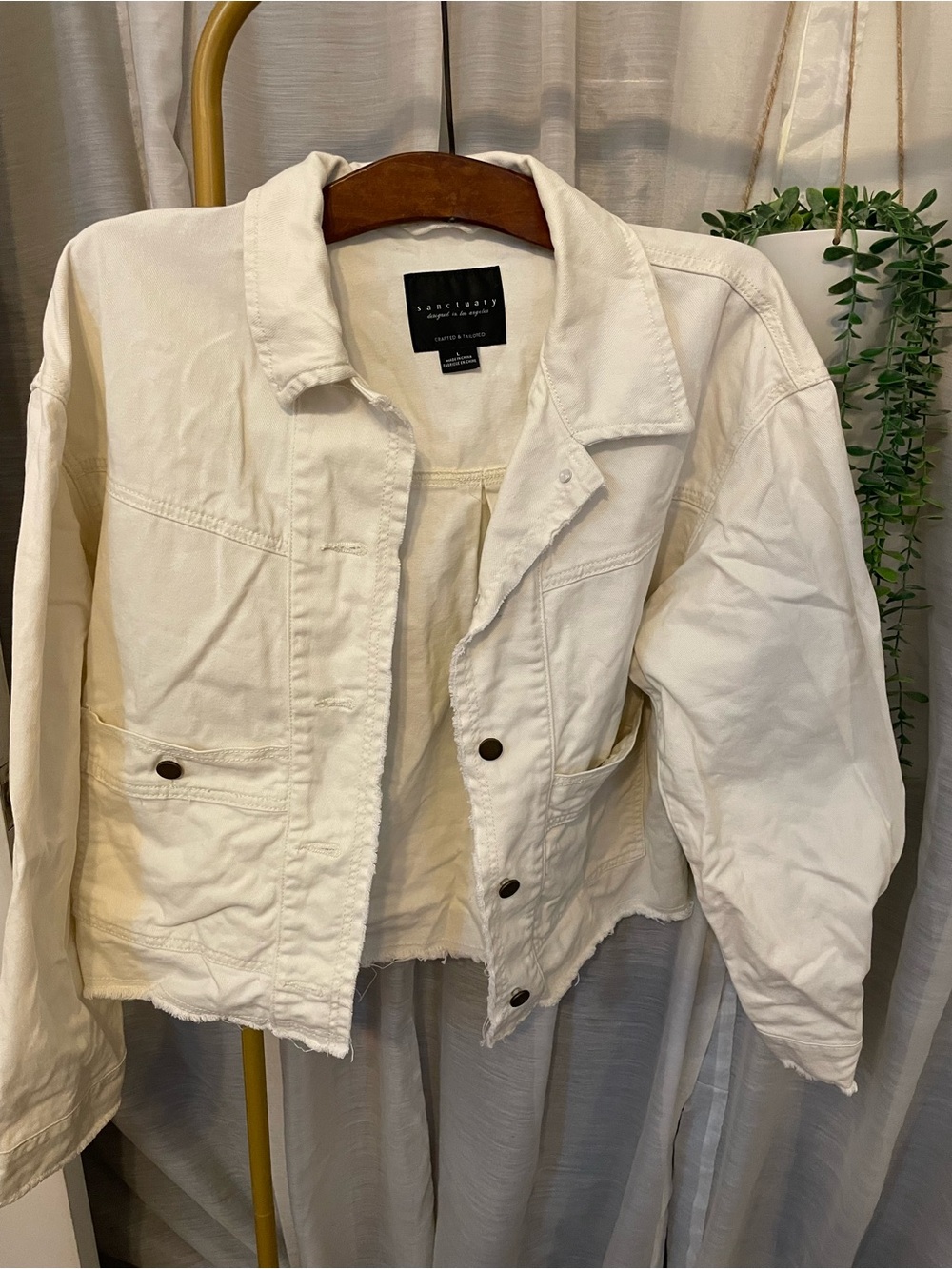 Sanctuary Off-White semi Cropped Denim Jacket
